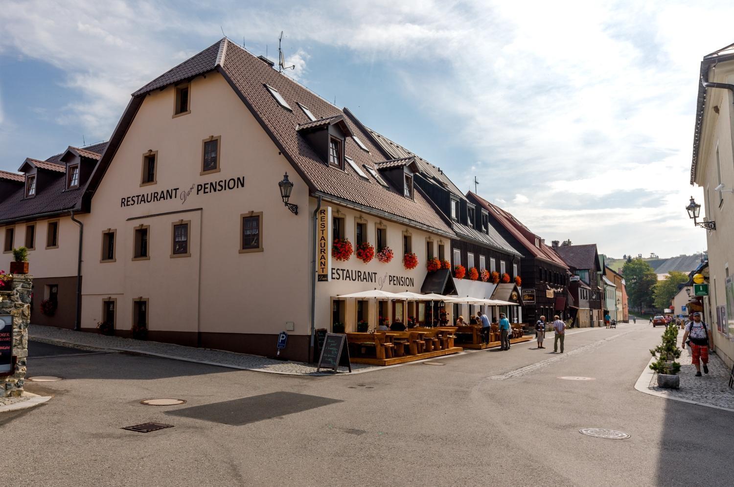 Penzion A Apartmany Daro Boží Dar Exterior foto